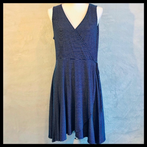 Soprano Dresses & Skirts - SOPRANO SLEEVELESS NAVY STRIPED DRESS